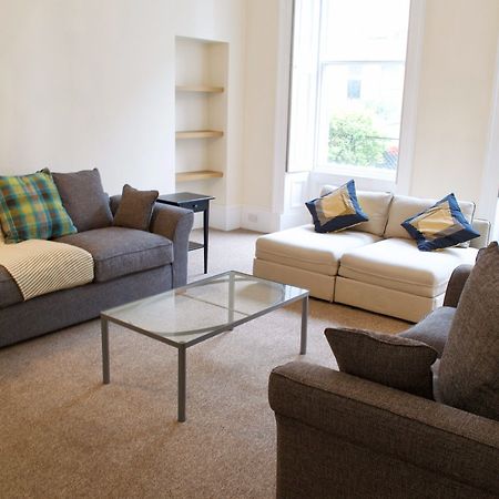 3 Bedroom Apartment Accommodates 8 Эдинбург Экстерьер фото