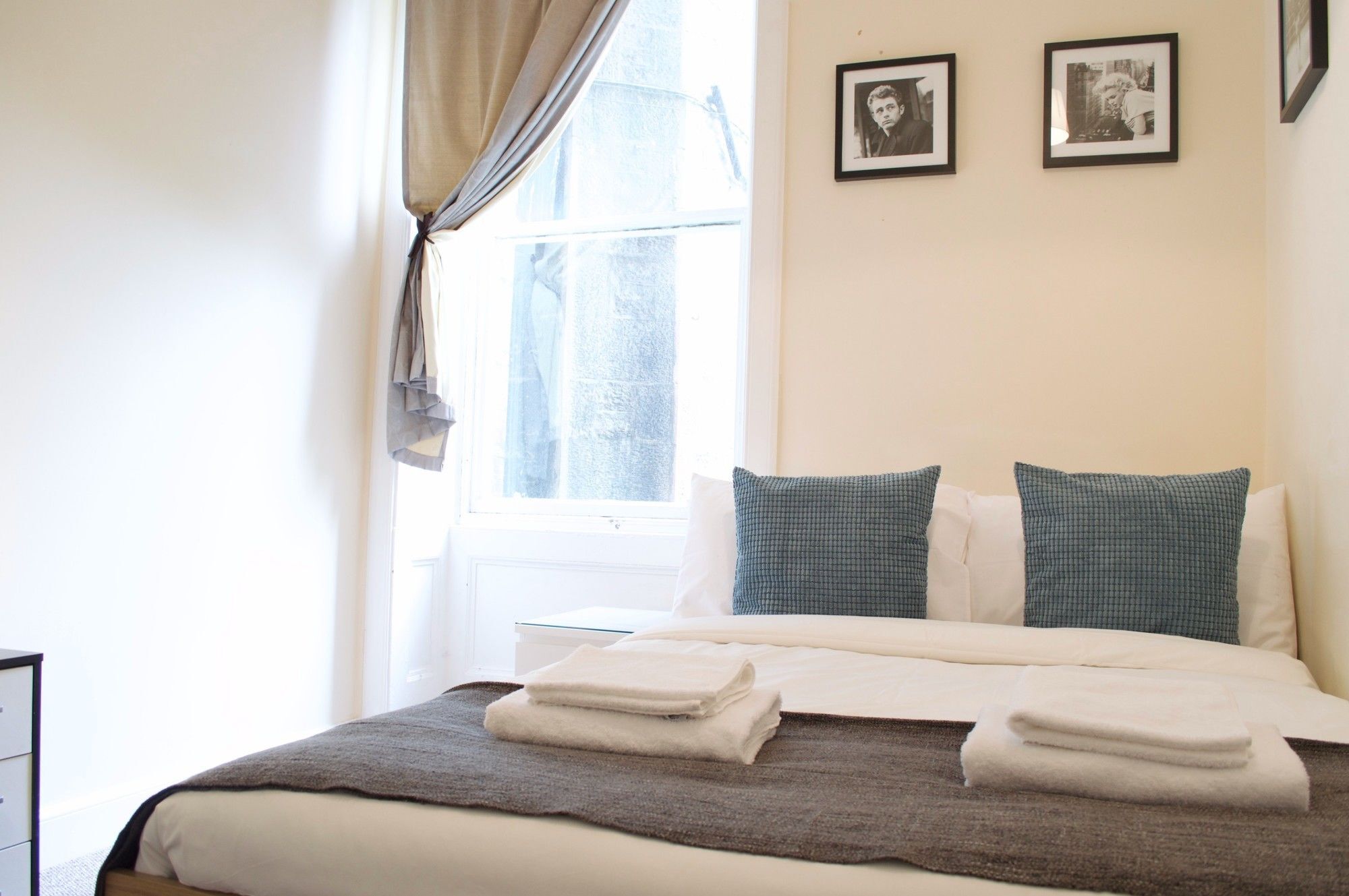 3 Bedroom Apartment Accommodates 8 Эдинбург Экстерьер фото